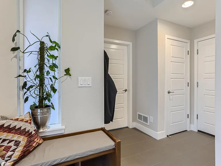 4225 Yarrow St — Photo 7