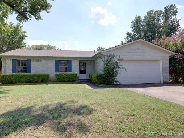 32 W Rachel St, Bixby, OK 74008
