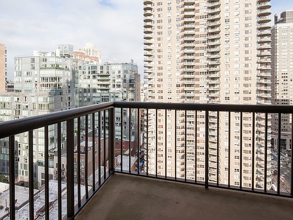 4th image of 171 E 84th St APT 19E