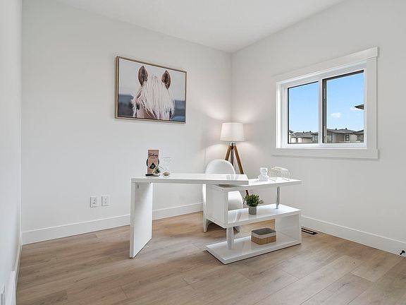 5th image of 7026 Kiviaq Cres