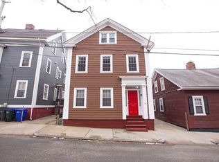 78 Arnold St #1, Providence, RI 02906