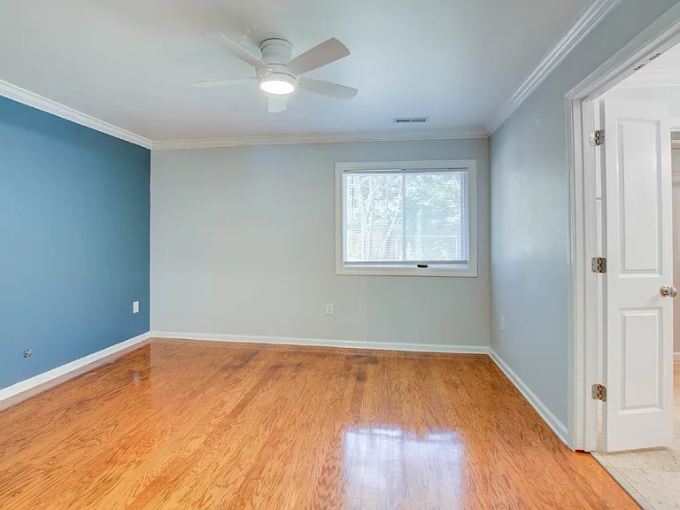 1307 Bob White Dr — Photo 11