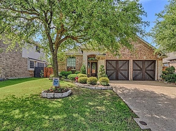 2nd image of 2783 Waterway Dr