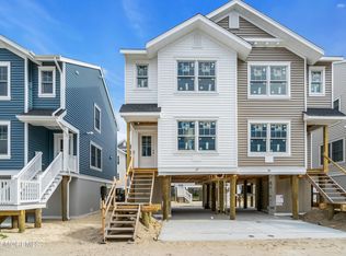 17 Shell Rd #138, Mantoloking, NJ 08738