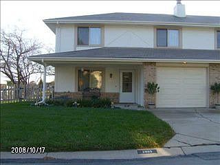 5th image of 2805 S 160th Ct