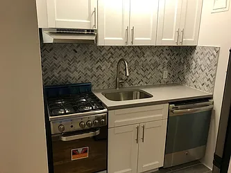 Rented by Salon Realty Corp