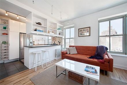 1st image of 99 Bank St #Phd