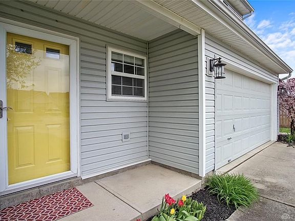 4th image of 2856 Greystoke Dr
