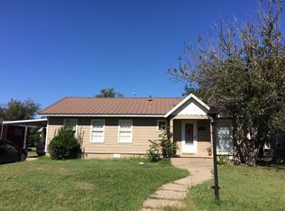 1013 Avenue K, Brownwood, TX 76801