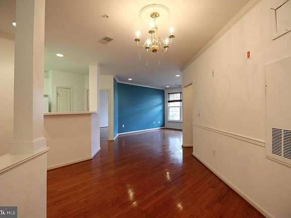4th image of 2710 Bellforest Ct APT 309