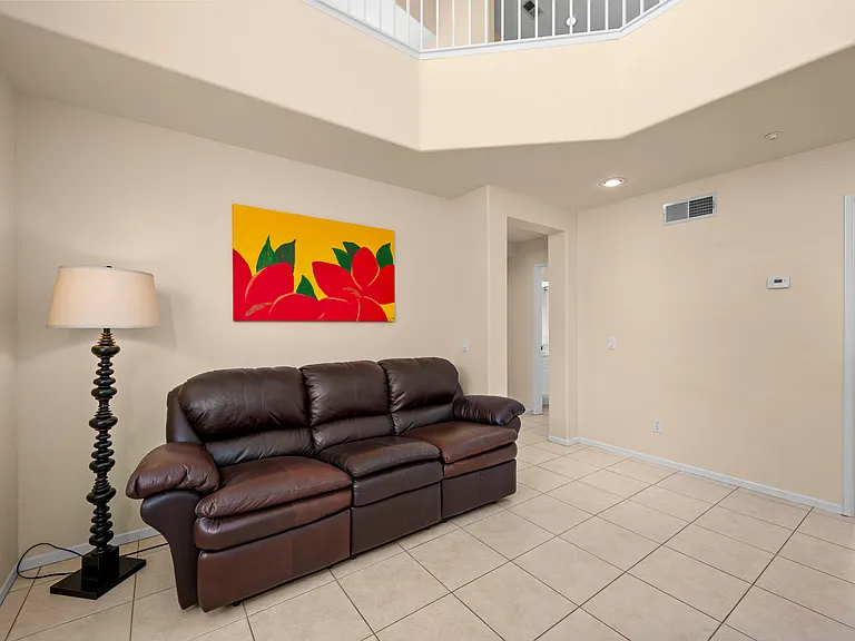 278 Brookview Ct — Photo 6