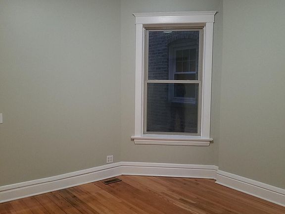 5th image of 840 W Windsor Ave #1E