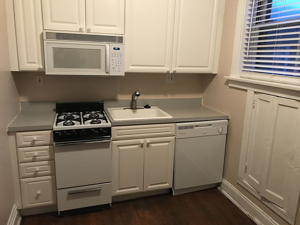 1st image of 1119 Bellevue Ave APT 2E