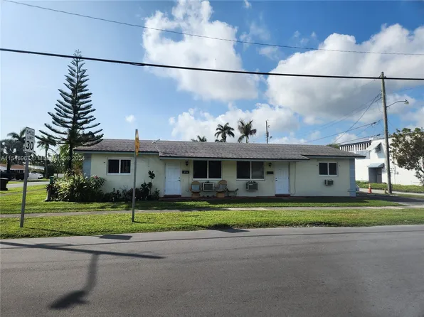 137 NE 1st Ct, Dania, FL 33004