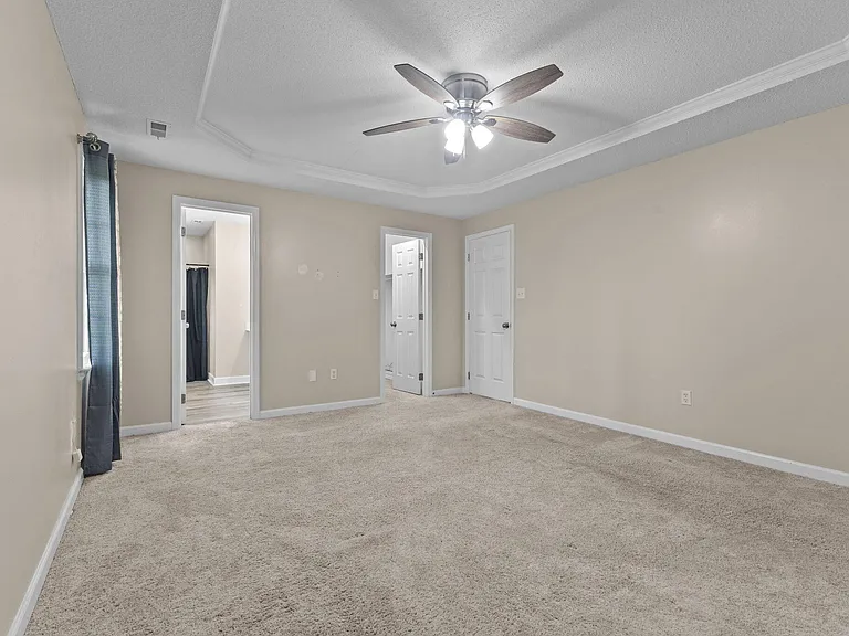 8318 Umstead Rd — Photo 37