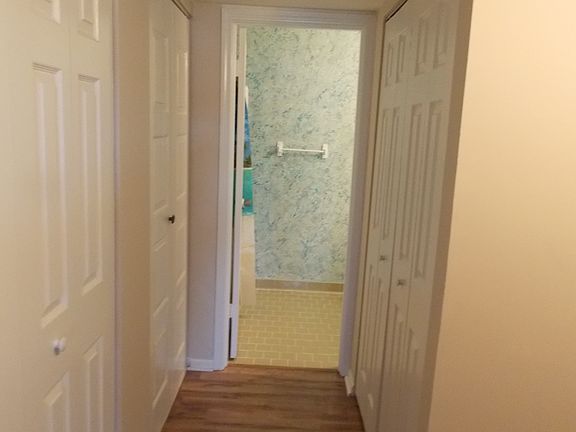 5th image of 510 Logsdon Ct