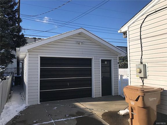 2nd image of 70 Wallace Ave
