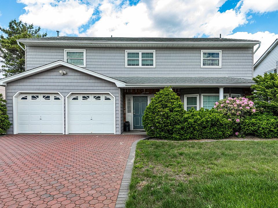 1st image of 3093 Lee Pl