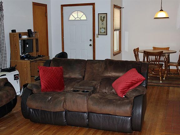 5th image of 720 Harvard Ave