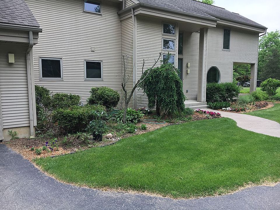 2nd image of 4631 Erin Ct