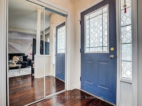 4th image of 54 Forestwood St