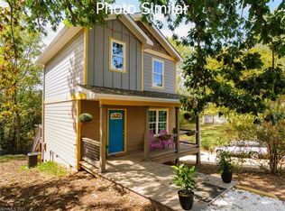 14 Lawndale Ave, Asheville, NC 28806