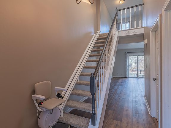 3rd image of 2619 Bryan Station Ln