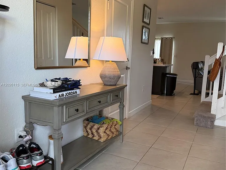 10273 SW 231st Ln — Photo 2