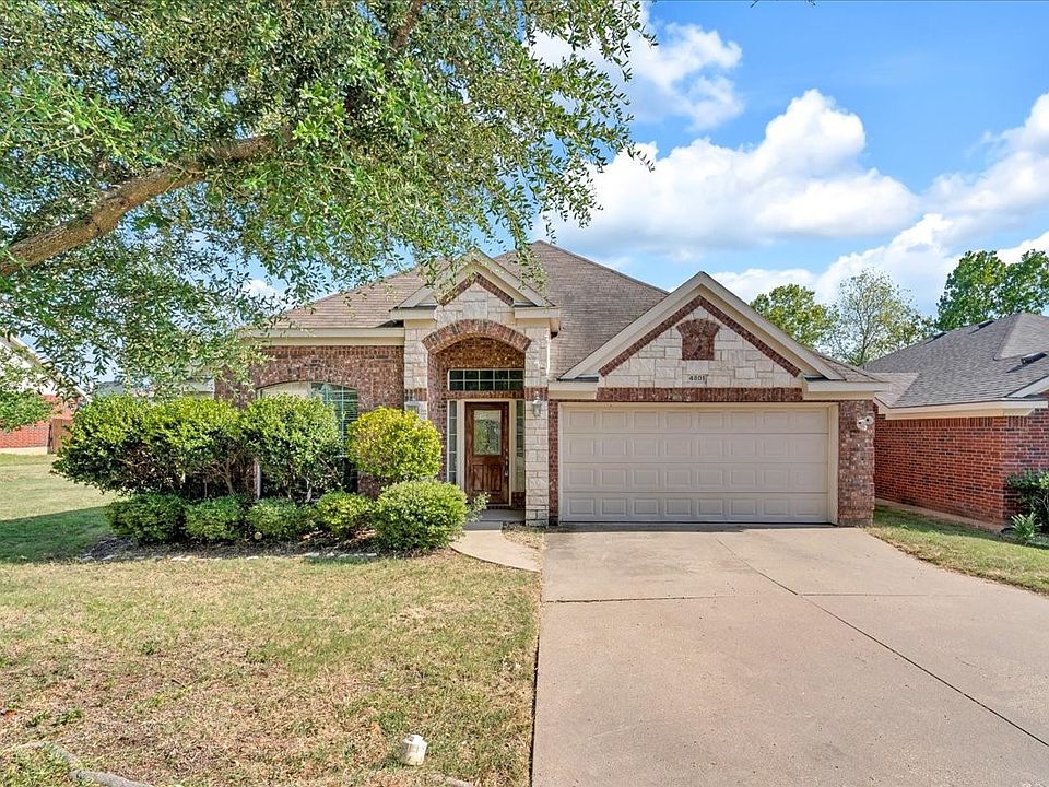 1st image of 4801 Summer Oaks Ln