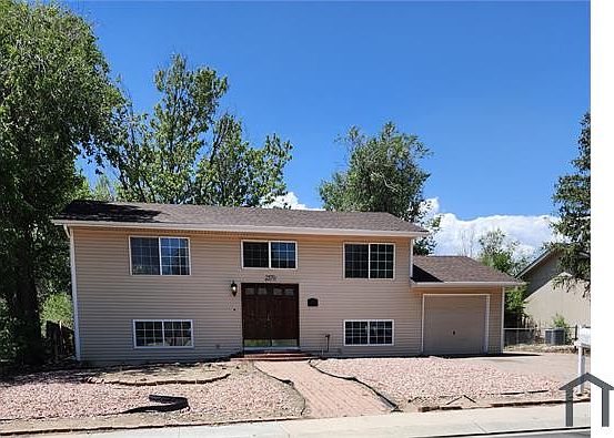 1st image of 2570 Gina Dr