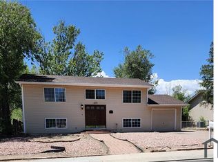 2570 Gina Dr, Colorado Springs, CO 80916
