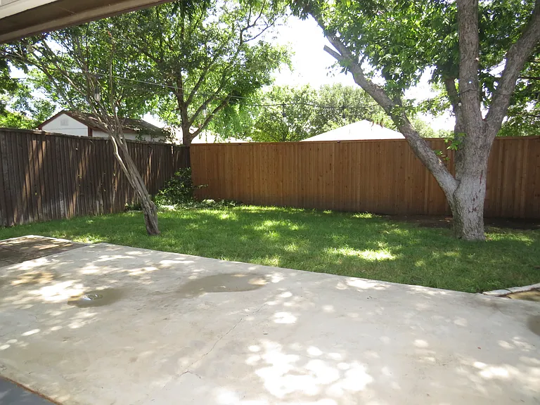 2308 Crestmeadow St — Photo 35