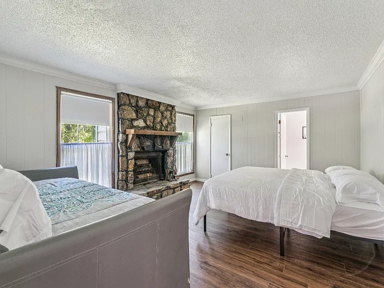 1220 Ashville Rd — Photo 12