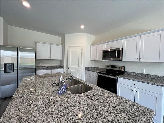 3rd image of 1024 Wild Enclave Ln