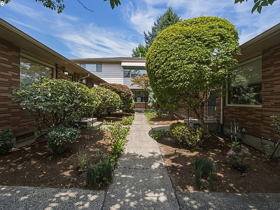 2nd image of 5707 SE Division St