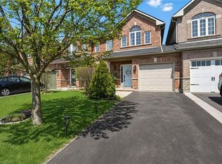 62 Moore Cres, Hamilton, ON L9G 4Z6
