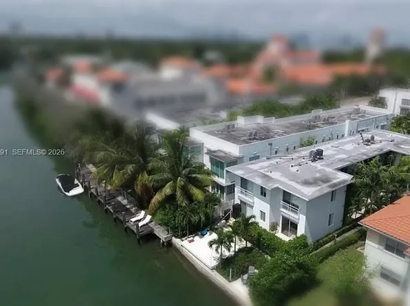3921 N Meridian Ave, Miami Beach, FL 33140