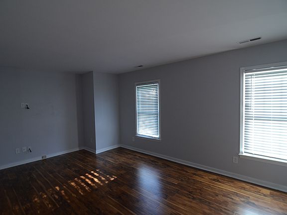 5th image of 4411 Fort McHenry Pkwy