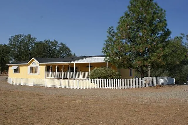 9427 Thomas Way photo 1