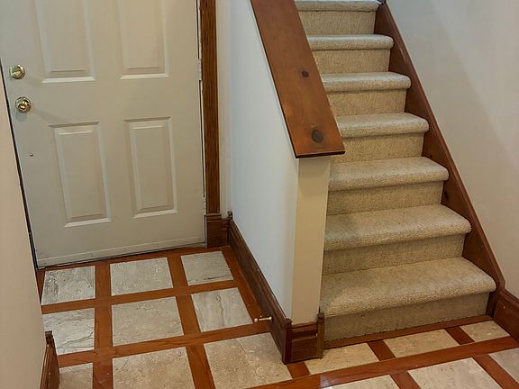 2nd image of 419 Tudor Ct #419