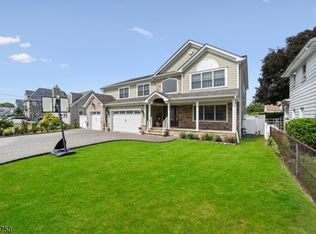 142 No 21 St, Kenilworth, NJ 07033