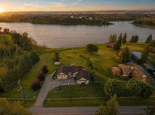 37 W Wildrose St, Lacombe County, AB T4L 1Y4