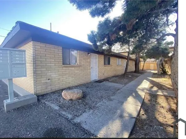 545 Palomas Dr SE, Albuquerque, NM 87108