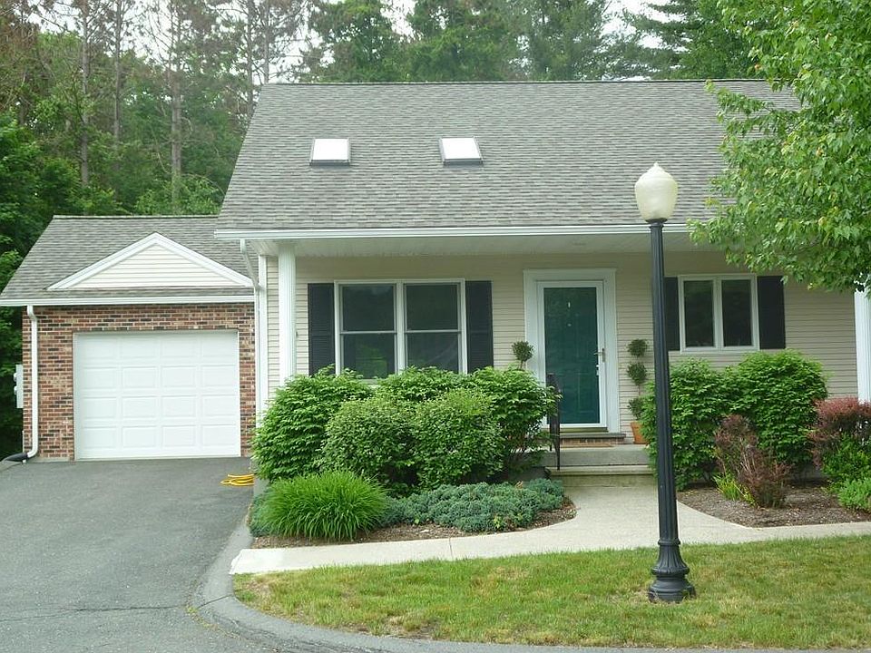 1st image of 399 Bridge Rd APT F