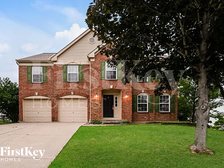 6176 Fox Run Ln — Photo 1