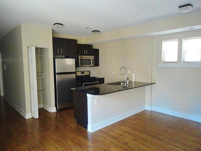 1st image of 5060 N Winchester Ave #3WE