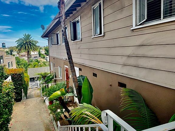 3rd image of 4135 Georgia St
