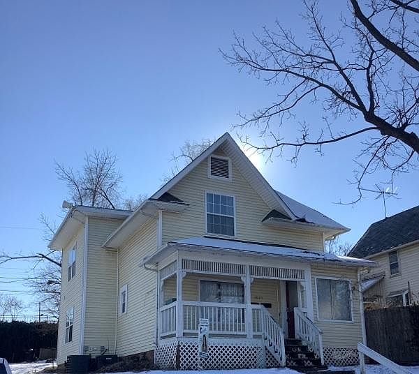1st image of 1625 Columbia St #1
