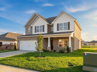 204 Irish Hill Dr, Meridianville, AL 35759