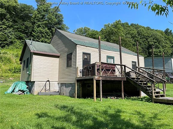 4th image of 1201 Hillside Dr
